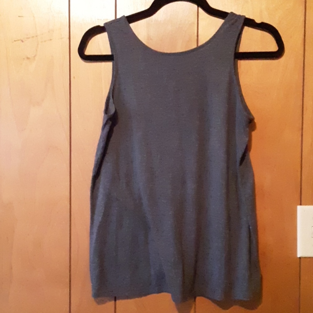 Old navy tank w/open back? Size medium